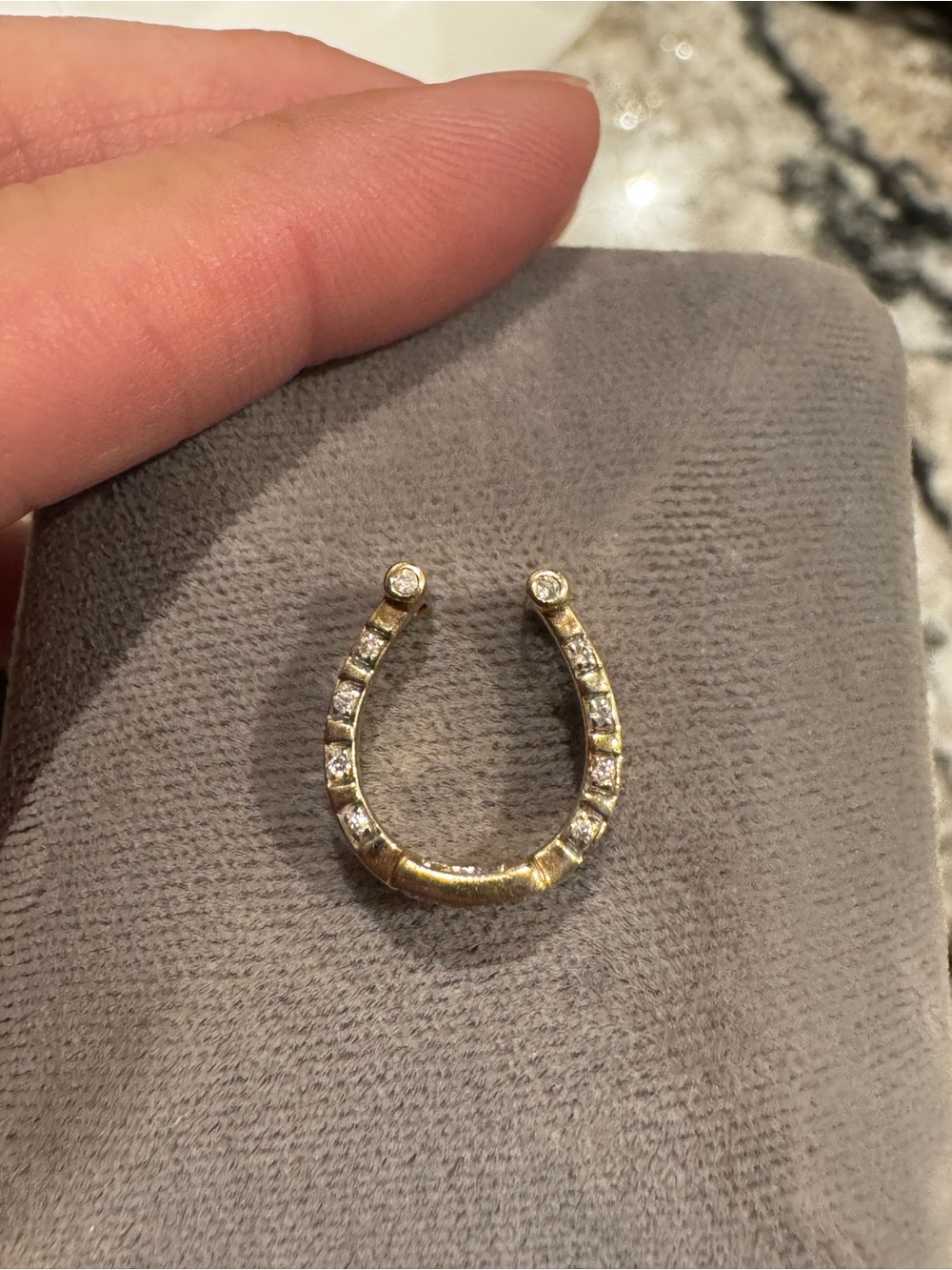 10k  Gold Horseshoe charm Pendant with diamonds